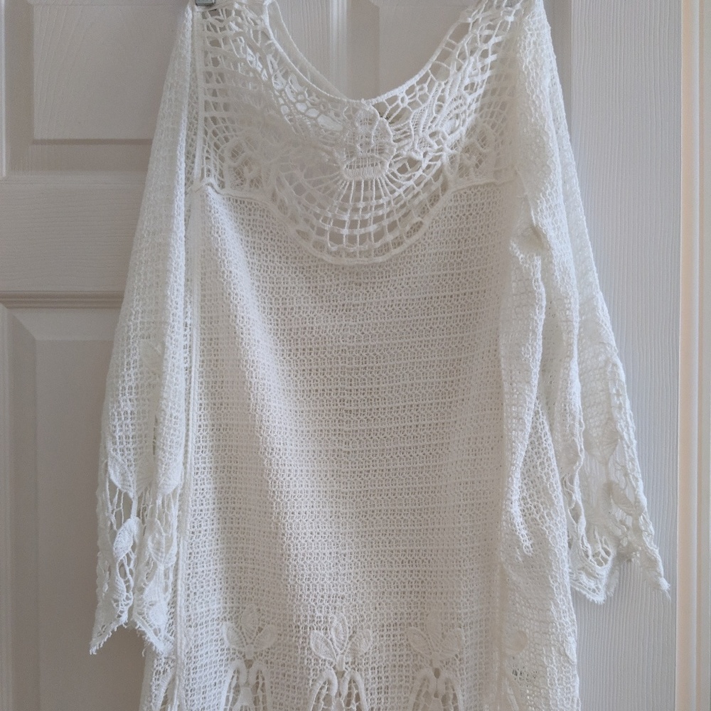 White laced long sleeve with cami